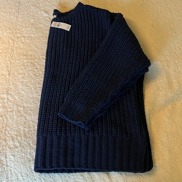 American Eagle Navy Blue Soft Knit Sweater - Picture 9 of 12